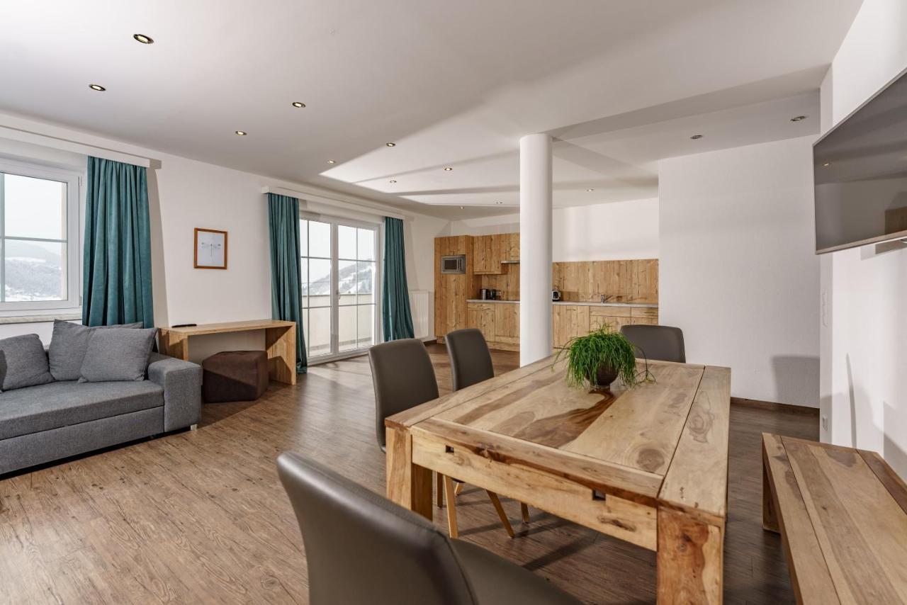 Appartements Landhaus Hubertus Wellness & Breakfast Schladming Bagian luar foto