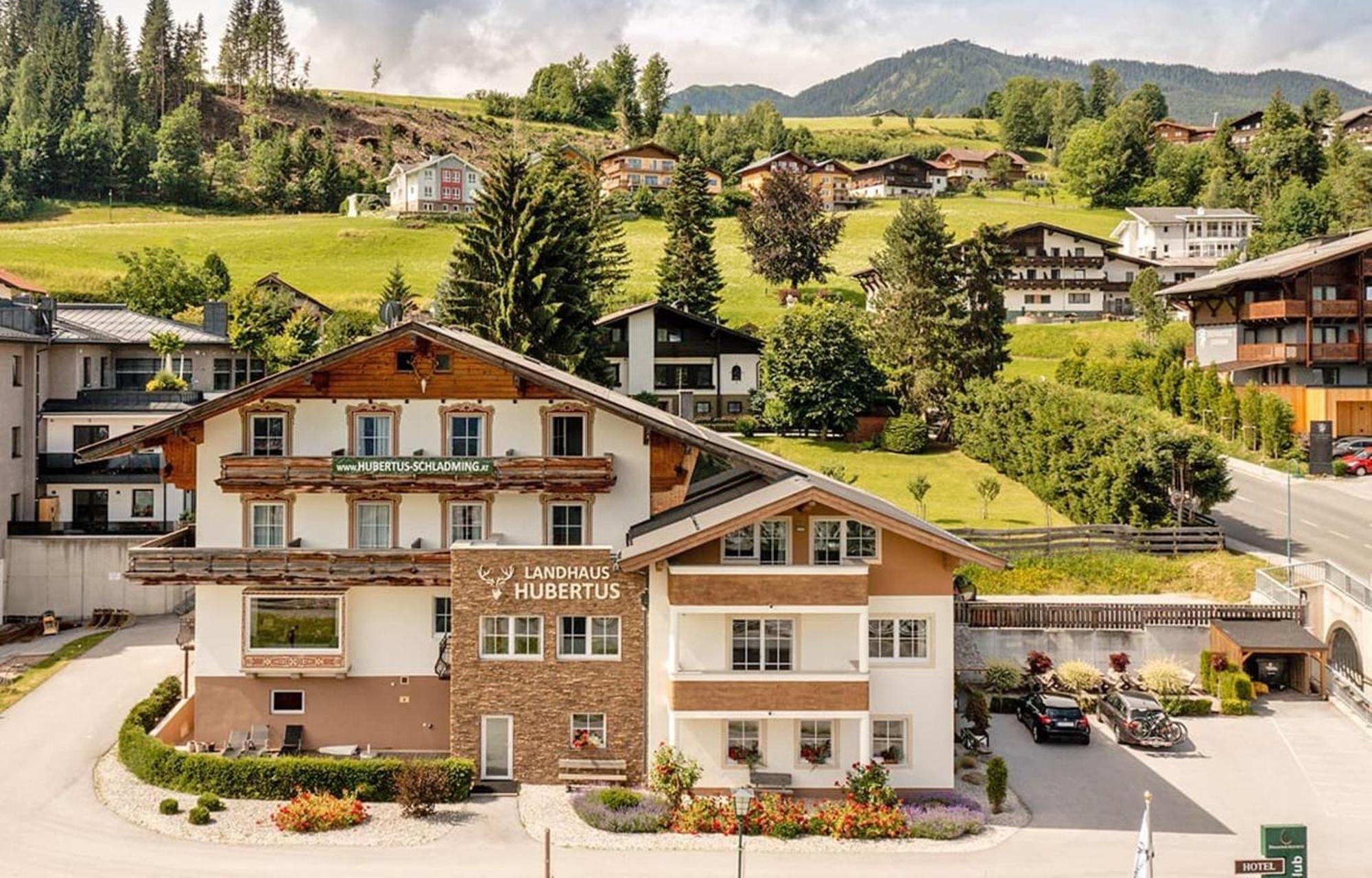 Appartements Landhaus Hubertus Wellness & Breakfast Schladming Bagian luar foto