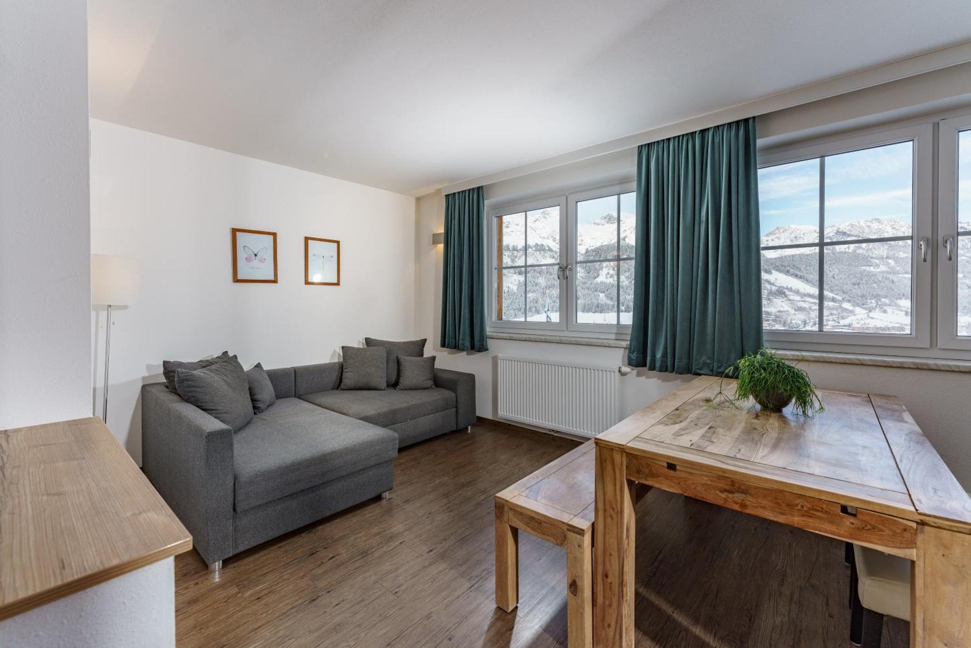 Appartements Landhaus Hubertus Wellness & Breakfast Schladming Bagian luar foto